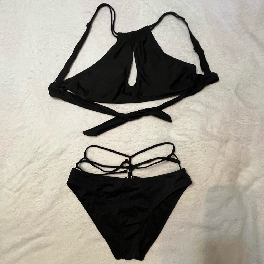 Black Swimsuit top time and true and bottom La senza